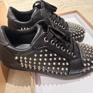 Christian Louboutin Vieira Night Spikes 37
